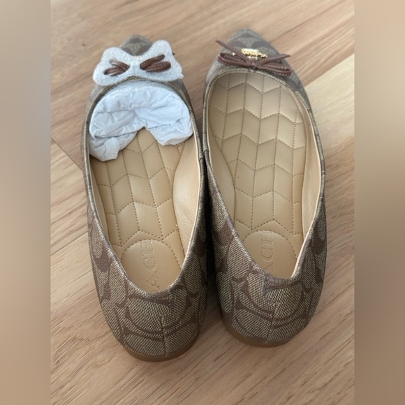 COACH ANNABEL SIG BALLET  KHAKI/SADDLE JACQUARD WOMEN’S SIZE 6 B US NEW - Picture 4 of 11